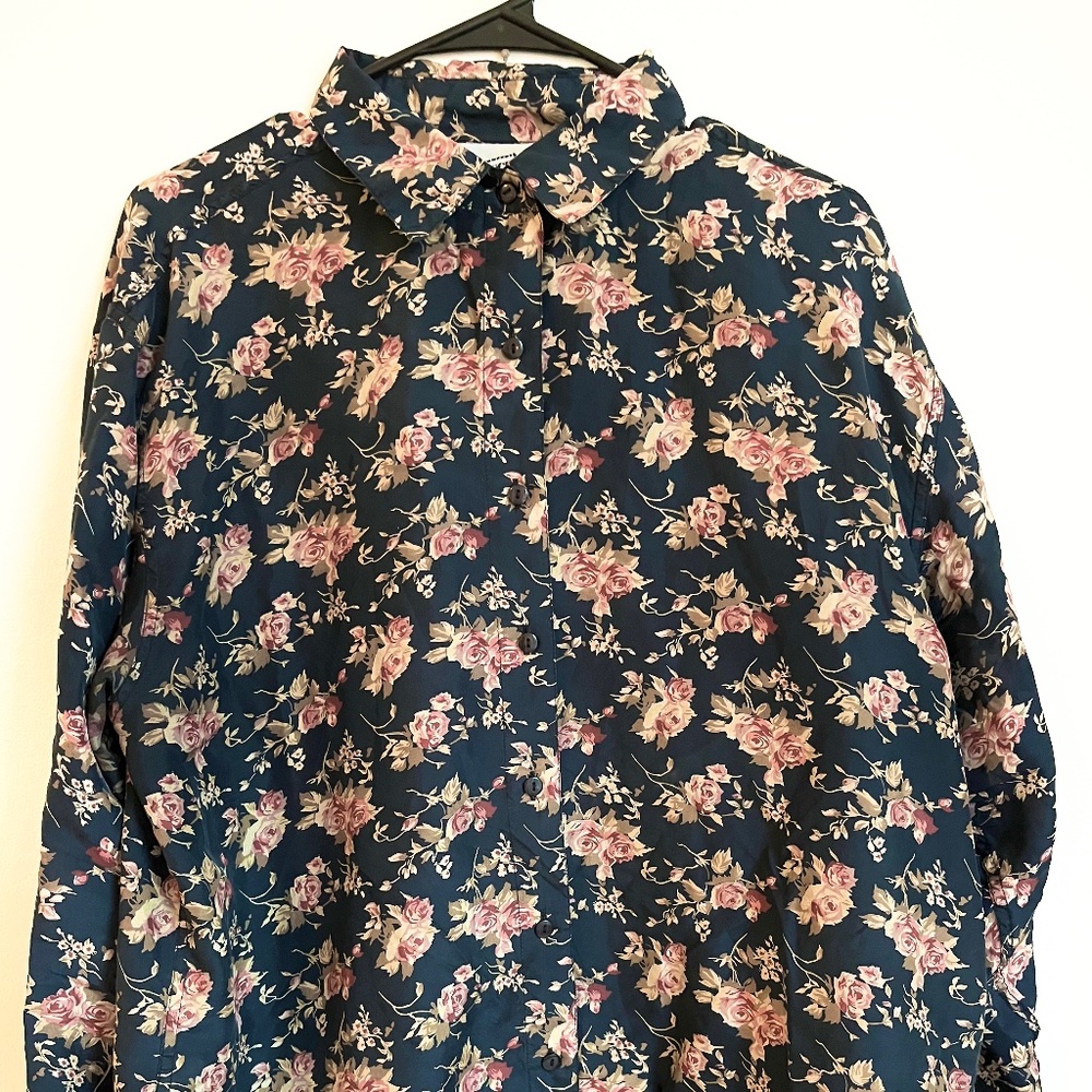 Silk floral shirt size XL